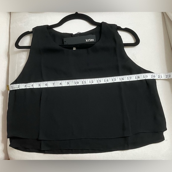 NWT Revolve Krisa in Black Sleeveless Top Size L - Picture 4 of 6